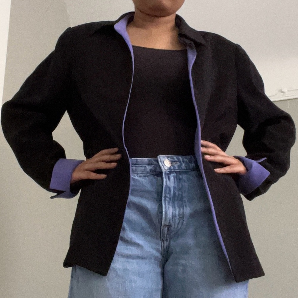 US Size 10 Women’s Vintage Y2K lined Black Blazer With Purple Trim